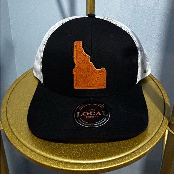 Black and White Trucker Hat with Idaho Patch - Picture 1 of 2